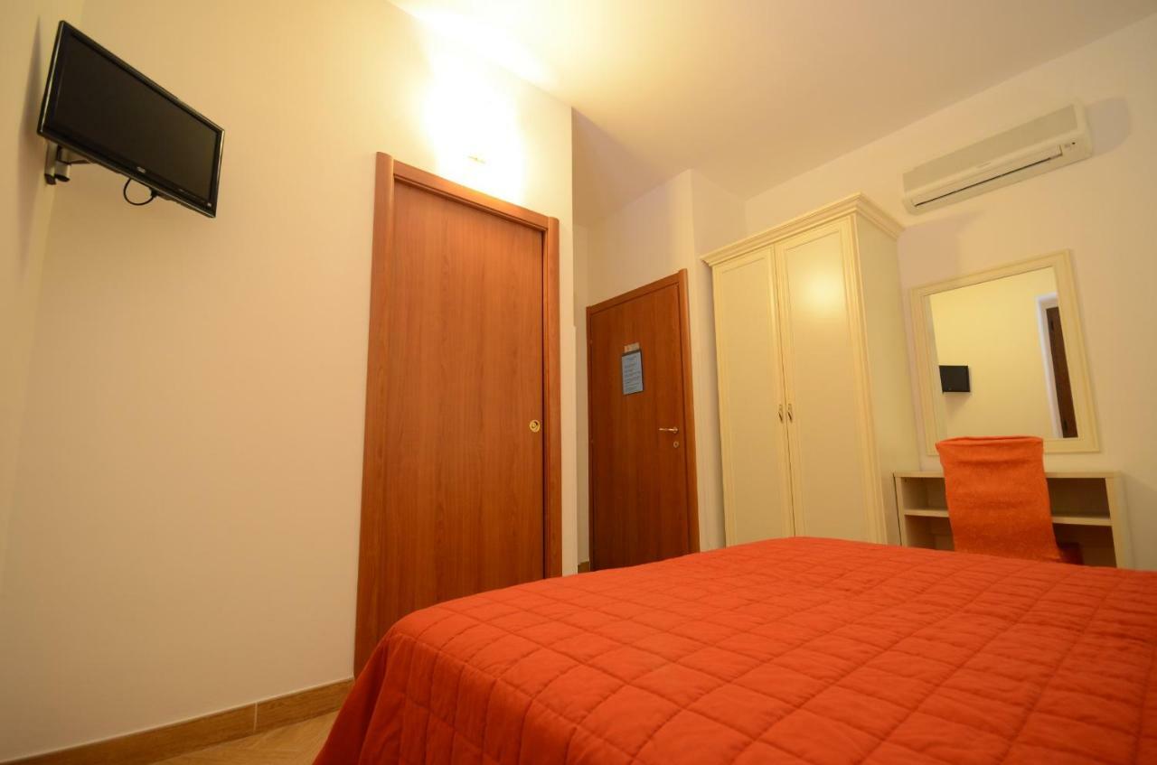 博尔戈蒙特内罗Il Piccolo Nido住宿加早餐旅馆 外观 照片